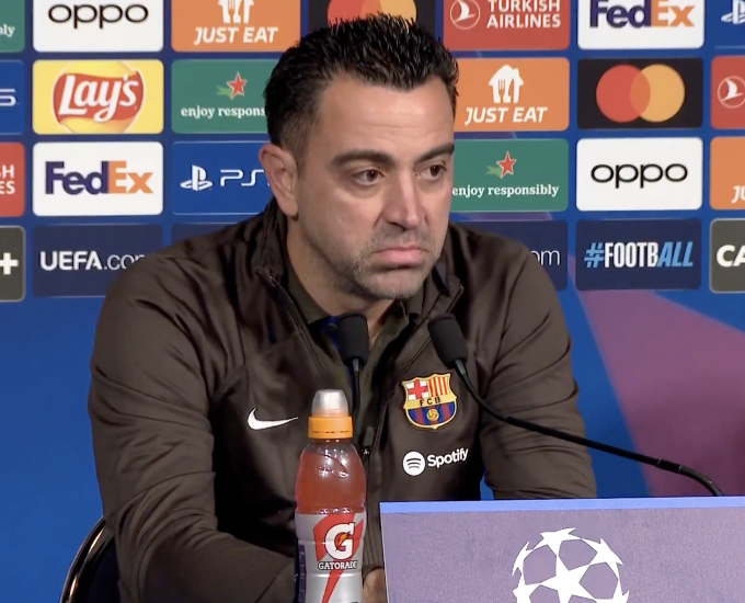 BarcaUniversal's tweet photo. Xavi: "I'll say it again, PSG are favourites. They have Dembélé." https://t.co/lnRPRp8EuE