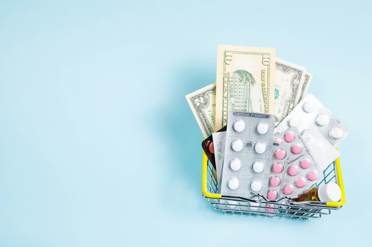 A first-of-its-kind study from @StanfordEcon economist @nealemahoney finds that efforts to help low-income Americans by buying up their medical debt aren’t going as planned. ⚕️💰 siepr.stanford.edu/news/study-fin… @SIEPR