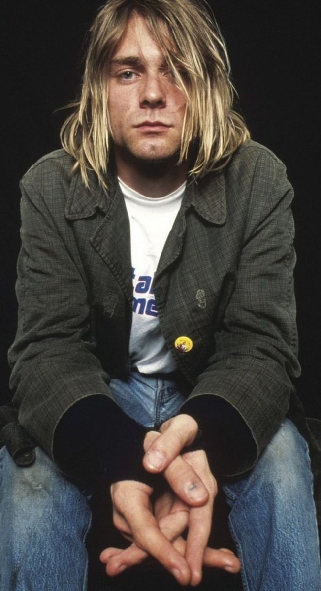 Nirvana【All Apologies】和訳解説 偽りの幸せFalse Happiness and Buddhist Thought👠lyra4m.com/nirvana-allapo… 毎年恒例Kurt Cobainカート・コバーンの命日にLyraが和訳解説し皆で #KurtCobain を忍ぶ日が来た 悲観的歌詞だが生きてたらKurtはきっと笑顔で歌っていただろう #Nirvana #AllApologies