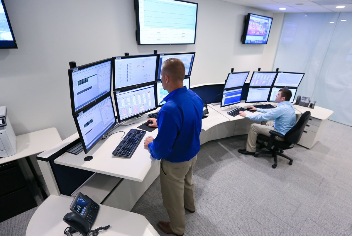 EvositeConsoles's tweet photo. Evosite consoles adhere to ISO-11064 guidelines, promoting proper posture and reducing strain during long hours of operation. From sitting to standing positions, our adjustable consoles adapt to your needs effortlessly. 

https://t.co/RHlupPIaDT 

#Ergonomics #ControlRoom https://t.co/sdVueLEB27