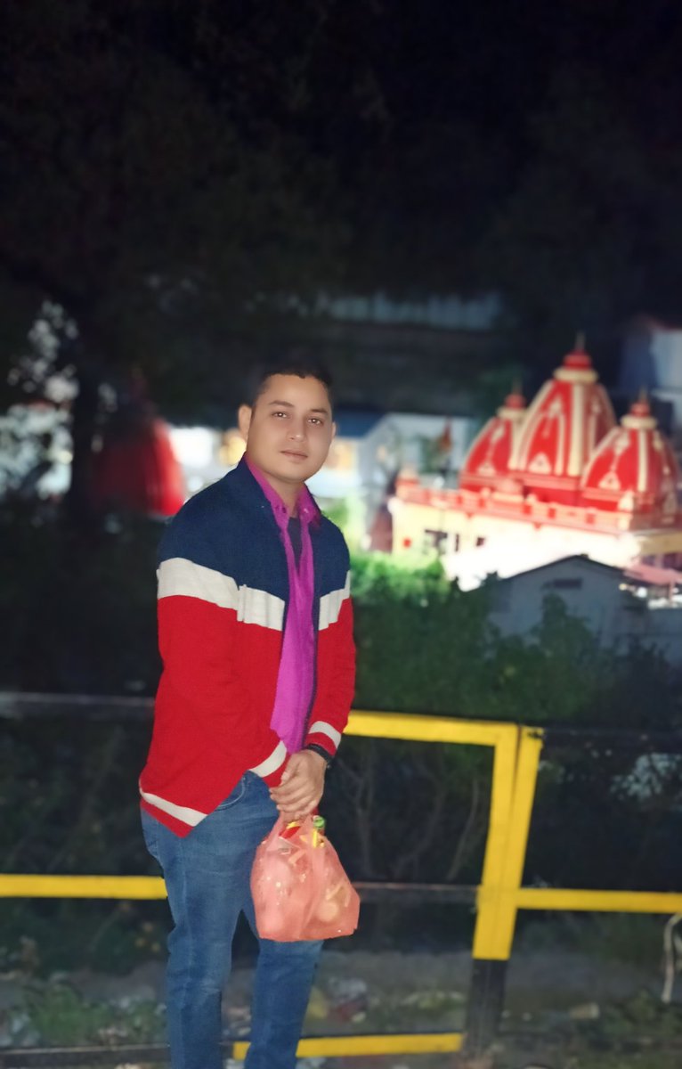 sunil_rayal's tweet photo. हिंदू नववर्ष ओर चैत्र नवरात्रि के उपलक्ष मै बाबा श्री नीमकरोली महाराज जी कैंचीधाम नैनीताल दर्शन का सौभाग्य प्राप्त हुआ .... 🙏🌺🙏

#kainchidhamashram #babashrineemkarolijimaharaj #nainital #kumaugarhwal  #uttarakhand #jaishriramji🙏 #jaihuanumanji🙏 #jaimatadi🙏 https://t.co/ck4i9V8FRb