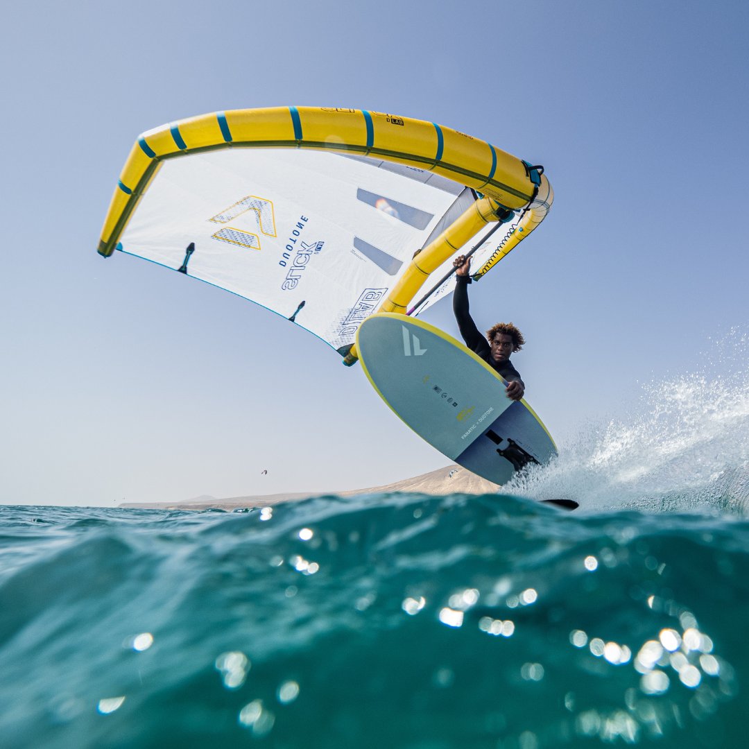 Feeling like a bird 🦅 Unique sensation of freedom and adrenaline

📸 <a href="/duotone/">duotone</a>.wing.spain <a href="/duotone/">duotone</a>.foiling.spain

#Wingfoiling #WingfoilLife #chickenloopkiteclub #goyourselfgobeyond #Duotone #DuotoneWingfoil #TrueWingfoil #TeamDuotone #tarifa #cadiz #kiteschooltarifa