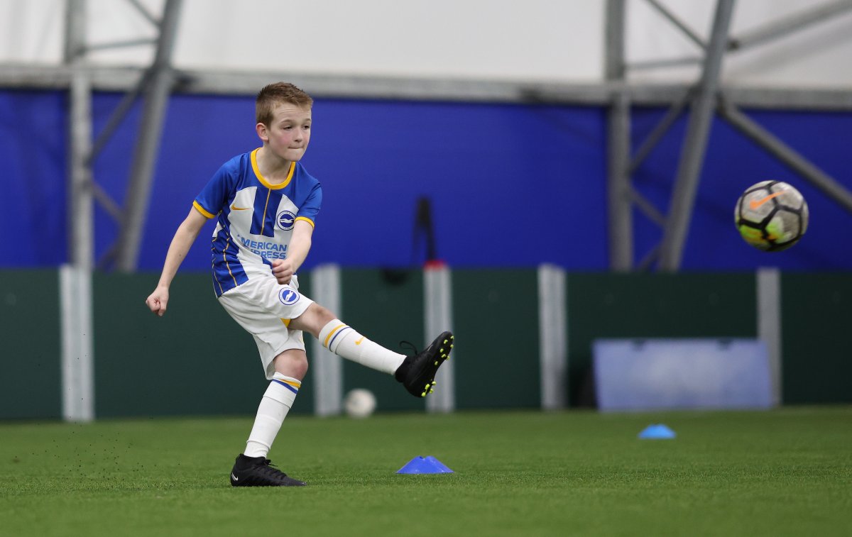We're running a FREE disability soccer school in Burgess Hill this Friday! 😆 A disability-inclusive session, suitable for ages 6 and over. Book your spot before it's full! Book now: loom.ly/O2SCZQ4