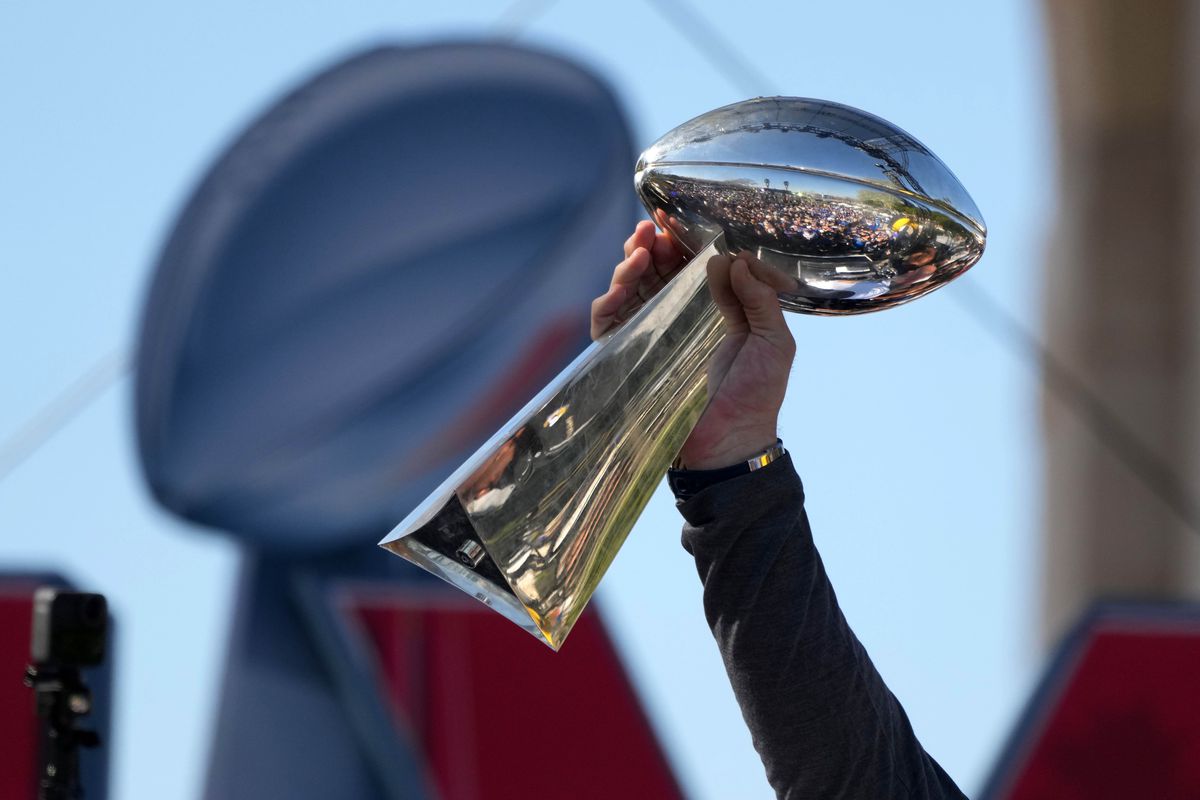 Which team has won the most Super Bowls in NFL history? #Superbowl #NFL #NFLPlayoffs