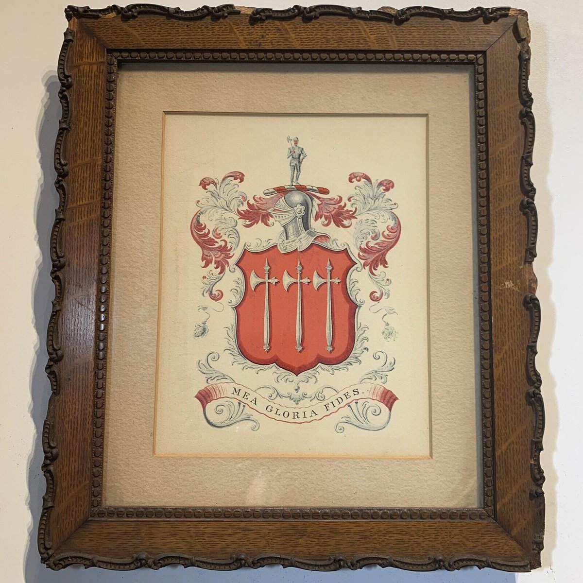 Şöyle bir sulu boya âile arması buldum. Alıp Atsız gibi duvara asacağım.