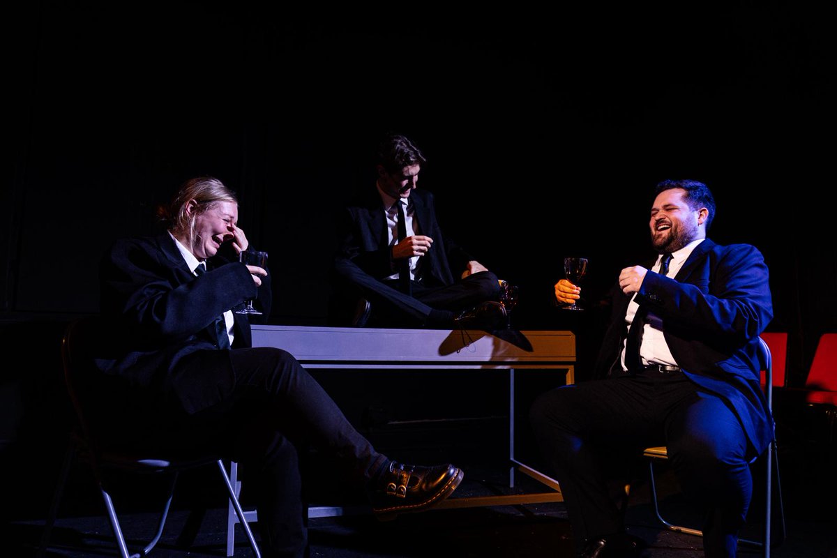 #OffComm award for shows with short runs: #NewNoms for “Odd Jobs” from Elegy Theatre @elegy_theatre @madsgerringer at the Hope Theatre @thehopetheatre – congratulations! More on OffComm at offies.london/offcomm-short-…  #OffComm award for shows with short… dlvr.it/T5HNxk