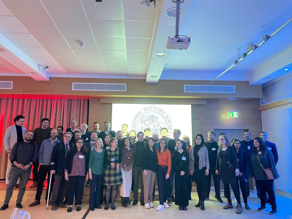 The (extended) @LSEEcHist family at this year's @EcHistSoc Annual Conference in Newcastle Many thanks to @EcHistSoc and @NorthumbriaUni for organising this superb conference!