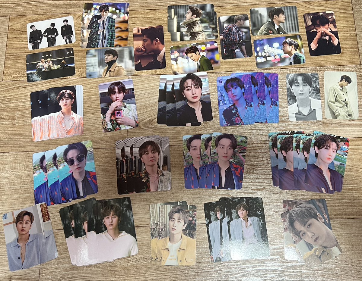 turanS2_'s tweet photo. 6. 무려 54장의 공식 포카! 
일괄 택미포 3만원
301포카 진짜 구하기 힘든거 아시죠🌀
허영생 드래곤볼입니다~ https://t.co/5n8chLFDpK