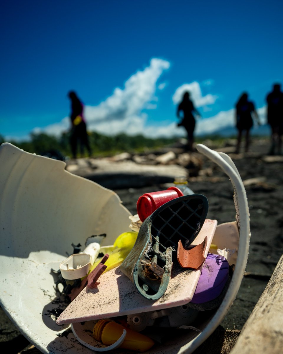 🌊 Meet Julissa Chaves, a young changemaker inspired by fishers to fight for ocean conservation. Julissa believes in the power of community voices to shape a sustainable future and take #OceanAction. Read her story: ow.ly/ELls50RbCok