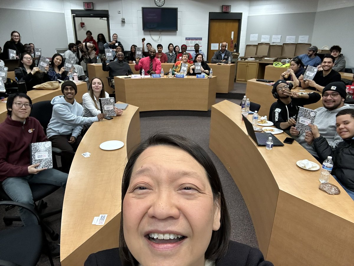 Here they all are: 14 teams for the @BHCCBoston SGA Hackathon 2024!