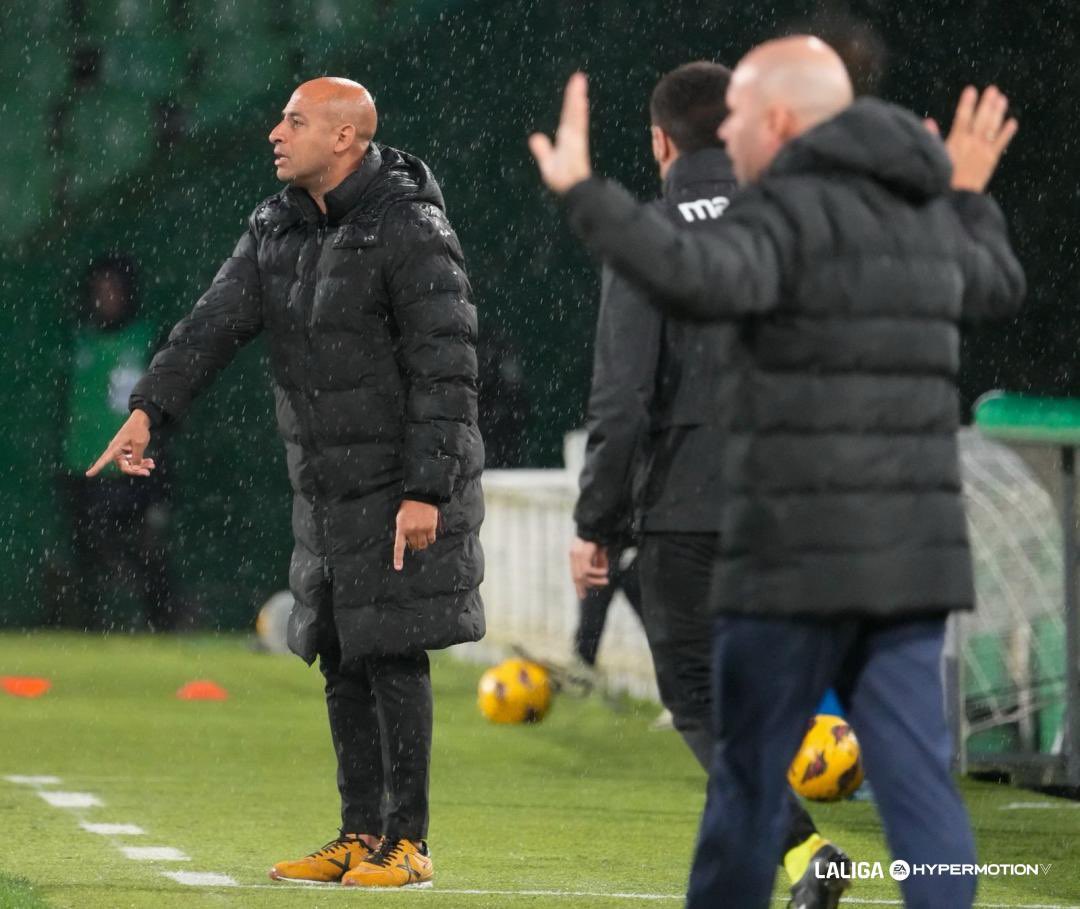 Muy orgulloso del carácter y el impresionante trabajo de mis jugadores. Vencer con ellos en un campo tan especial y pese a tantas adversidades fue un doble premio. Nos quedan 8 finales y el camino no es fácil, pero partidos así nos hacen creer cada día más en nosotros.Seguimos 💪
