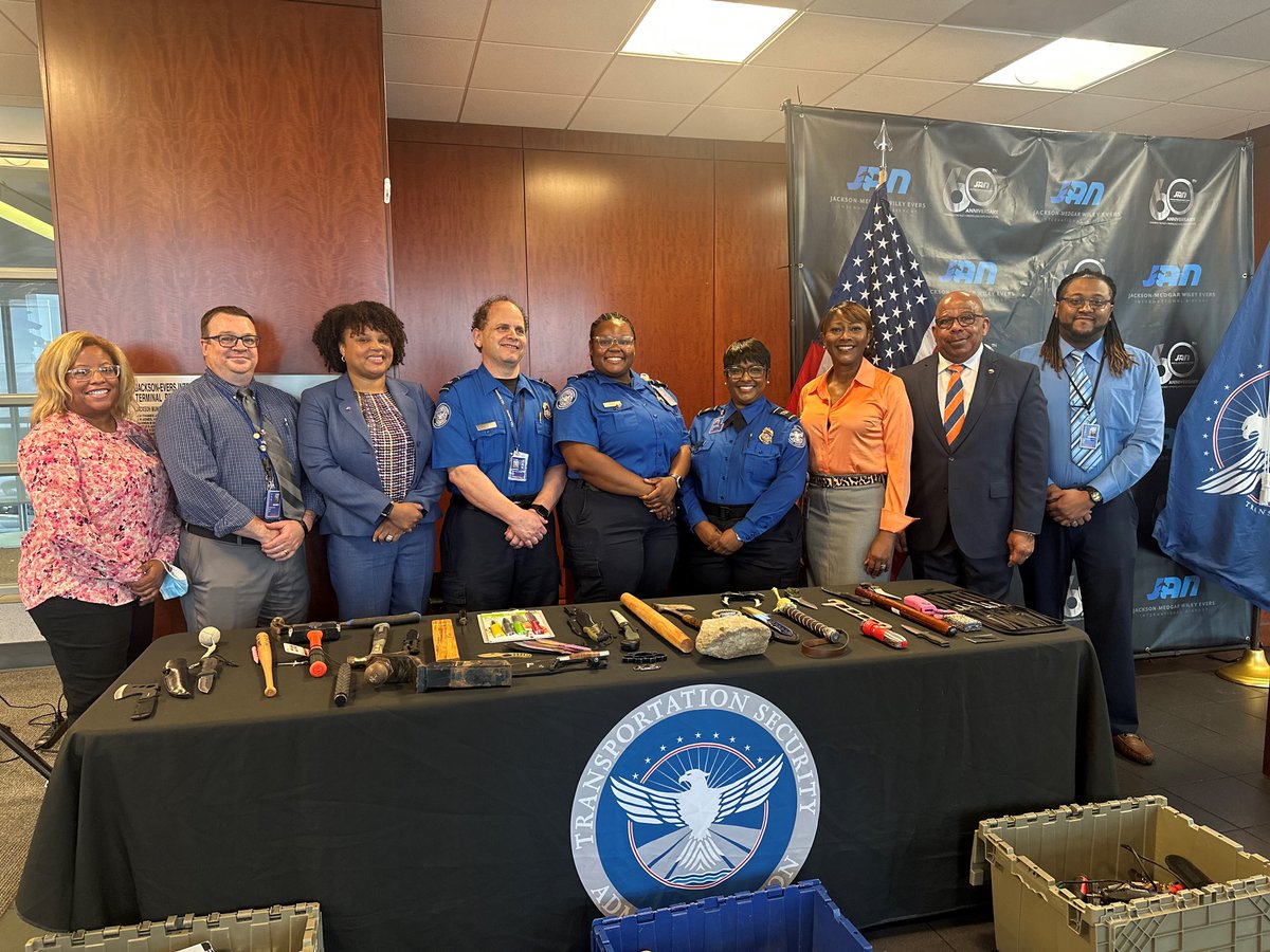 Highlights from today's #TSA press conference: Kim Jackson shared essential travel updates, while Sgt. Anderson Jones demonstrated proper weapons declaration procedures. Travelers, make sure to visit TSA.gov for all your questions regarding travel regulations. ✈️