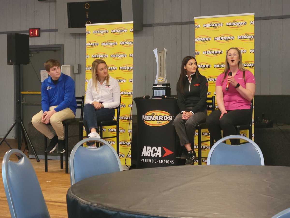 Here at @ToledoSpeedway/@TheLevelPebble for their annual Media day @ToniBreidinger, @TaylorFerns and @chaseburda18 are here to preview the events this year Also the @ToledoSpeedway ARCA Race will be called the @OwensCorning 200