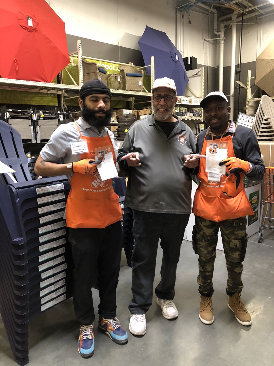 deshell1957's tweet image. The Newark Home Depot recognizes these two outstanding garden associates for always doing the right thing.@Marcus mccollum @linetterubio3 @PhelpsFahimah @SeanMorris12 @Ckelly28K @DHRMgregorio