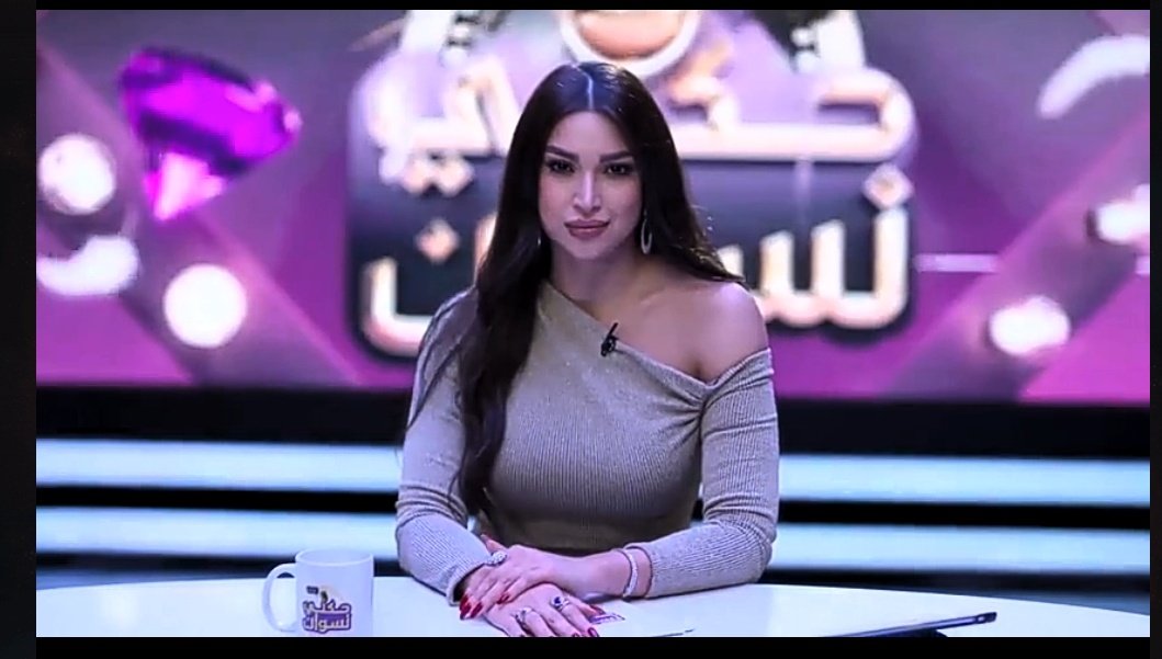 Hibakhan837's tweet photo. الحمدالله انه رجع لك عقل الرحمن 🤣🤣🤣..المهم..
رنين يا رنين ..،حلو وجودك هالسنة،،حلو دورك وكيف لعبتيه وكيف خليتينا نكرهك ي شيخة،بس حبيناكي بالاخير..❤️❤️❤️
ع أمل ادوار احلى واهم ..ناطرررين اييه 😉

@MatarRanine https://t.co/tLxIKXGl5D