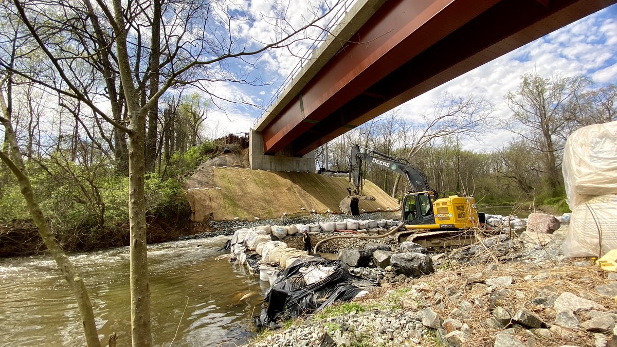 The coffer dam/diversion pipes have been removed  as restoration work continues on Rock Creek under the future @PurpleLineMD bridge in Chevy Chase. Like all things P-Line related, the trail closure is now in its 8th week of a 4 week closure.☹️ @purplelinenow #bikeDC #PurpleLineMD