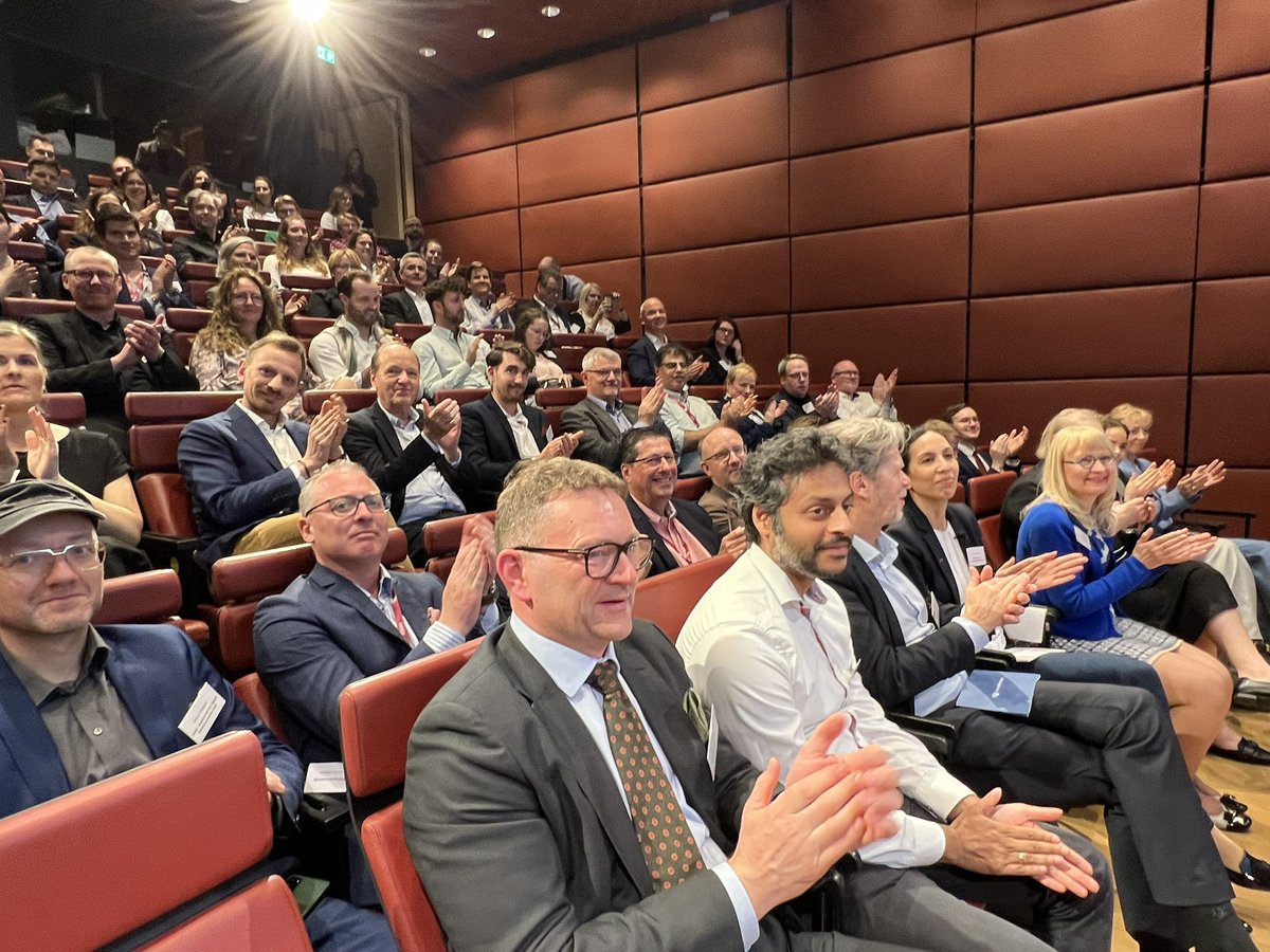 MichaelReiterPR's tweet photo. #DMEA2024 #NordicNight @FinBotschaftDe @NorBotschaft @Daenemark_in_DE @Swebotschaft, Thomas Steffen @BMG_Bund: Zusammenarbeit bei Innovation= Leuchttürme. #DigitalG #GDNG großer Schritt in 🇩🇪; ähnliche Regelungen in anderen Ländern länger in Kraft. (Endlich) Daten für Fortschritt https://t.co/Baj66101Xa