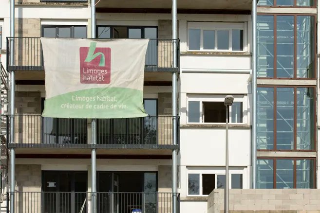 Il menace de faire exploser des immeubles de #Limoges Habitat s'il n'obtient pas de logement

lepopulaire.fr/limoges-87000/…

#HauteVienne #Justice #FaitsDivers