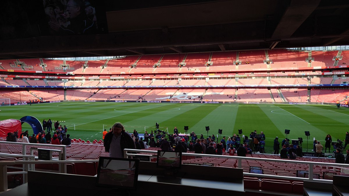 Arsenal v Bayern live on @talkSPORT Real Madrid v Man City on @talkSPORT2 and we're building up right NOW on @talkSPORT2