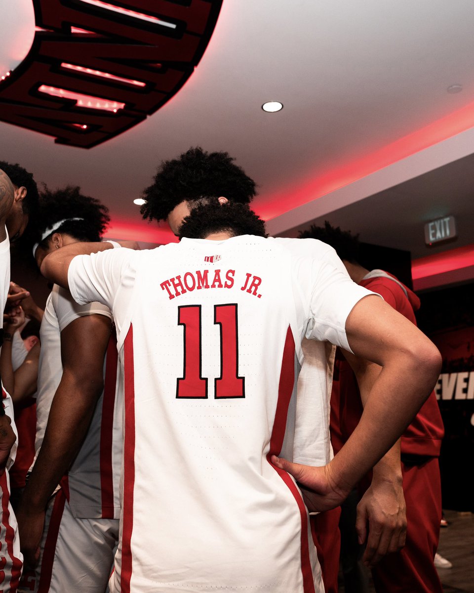 TheRunninRebels's tweet photo. Runnin’ it back 👀 https://t.co/guMCTpyWW5