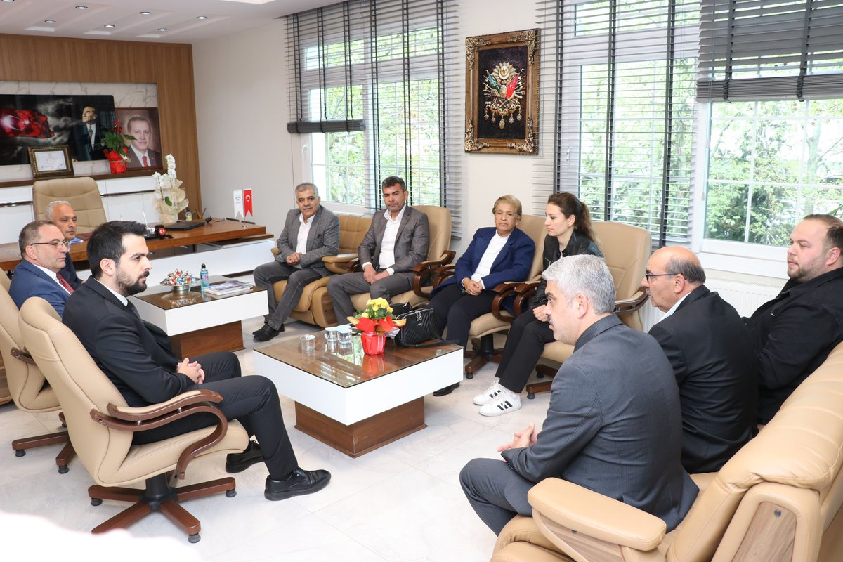 Belediyemizin meclis toplantısı öncesi Cumhuriyet Halk Partisi Pozantı İlçe Başkanı Fahri Çay ile Pozantı Belediyemizin Cumhuriyet Halk Partisi Meclis Üyelerine nazik hayırlı olsun ziyaretlerinden ötürü teşekkür ettik. Pozantı’mıza hizmet ederken parti ayırt etmezsinizin her…