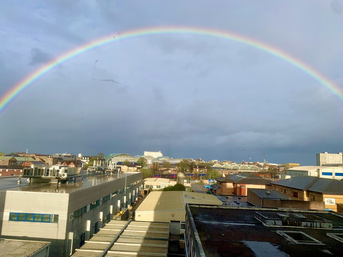 pandapoo67's tweet image. Amazingly bright and beautiful rainbow outside of my work window just now #rainbow