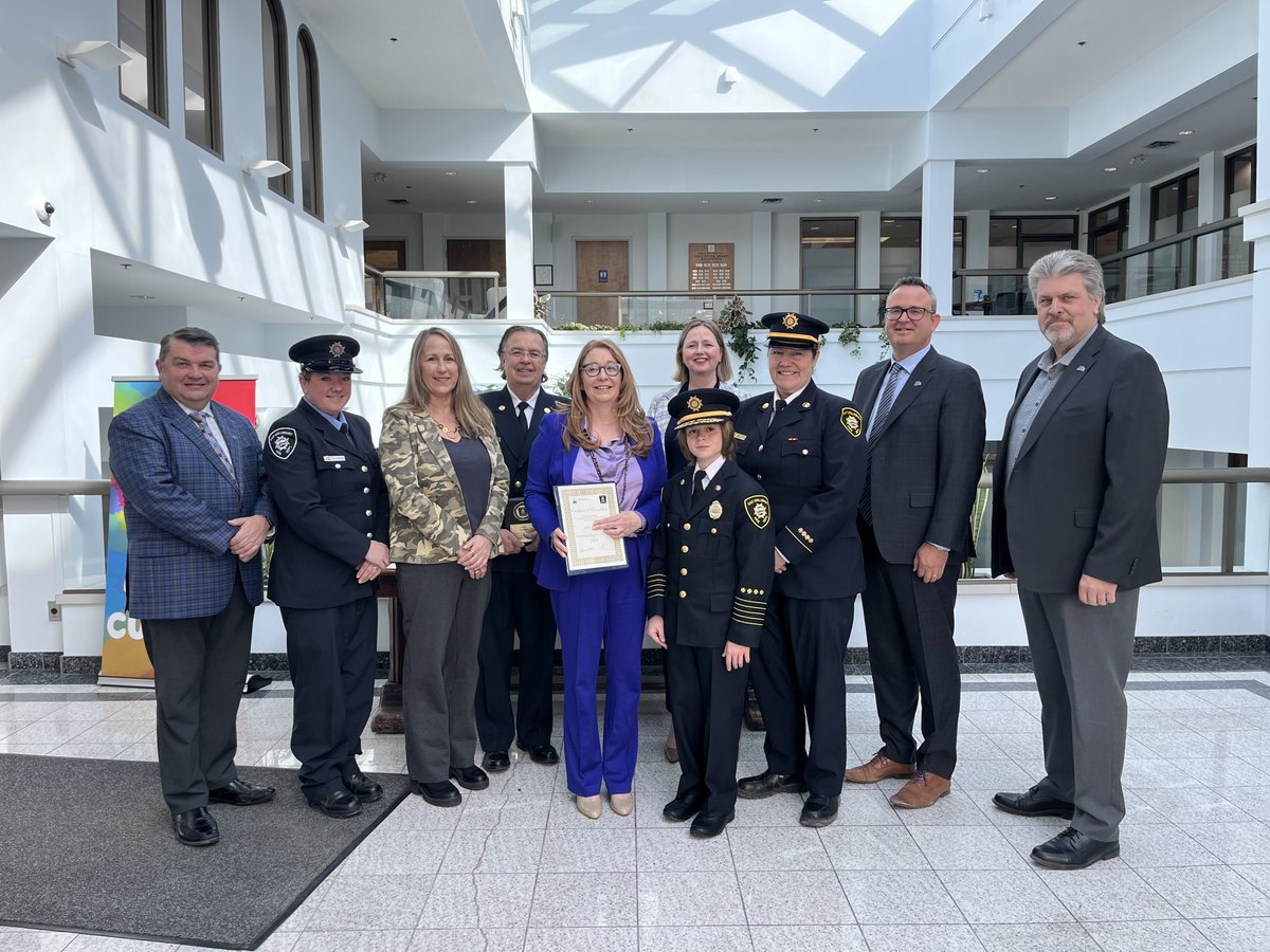 Congratulations to John, EG’s Honourary Fire Chief of the Day. Chief John was nominated for his outstanding kindness and community service to others. 🚒🔥