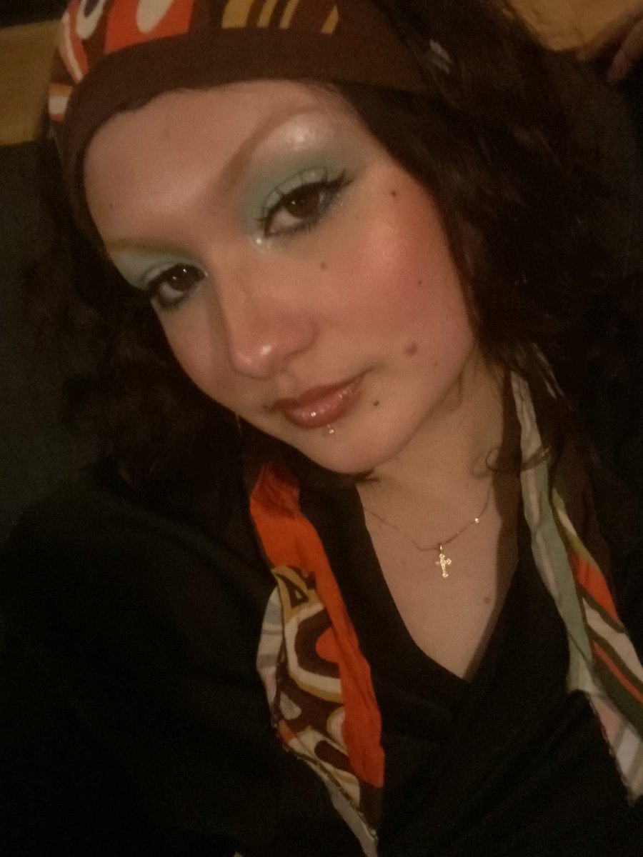 lxxlie's tweet photo. if it’s wrong i don’t wanna be right https://t.co/M2VM9v670w