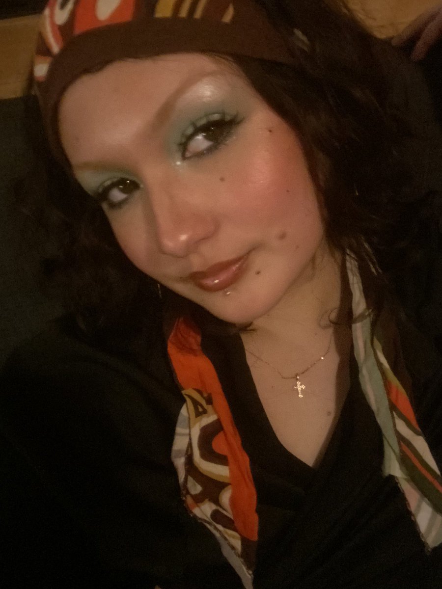 lxxlie's tweet photo. if it’s wrong i don’t wanna be right https://t.co/M2VM9v670w