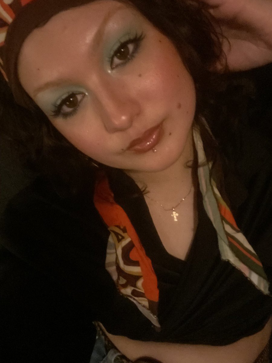lxxlie's tweet photo. if it’s wrong i don’t wanna be right https://t.co/M2VM9v670w