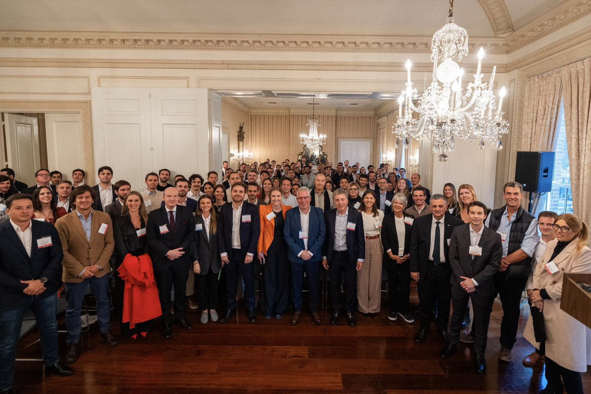 Emma Ferrario tweet media