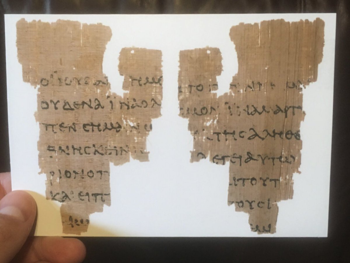 ss77nova's tweet image. Rylands P52 fragment is the oldest papyrus ever found of the New Testament. It’s from the book of John and includes parts of John 18:31-33 on the front and John 18:37-38 on the back. P52 dates to around 125 AD which is within 40-60 years of John writing the gospel. Incredible 🙌🏻
