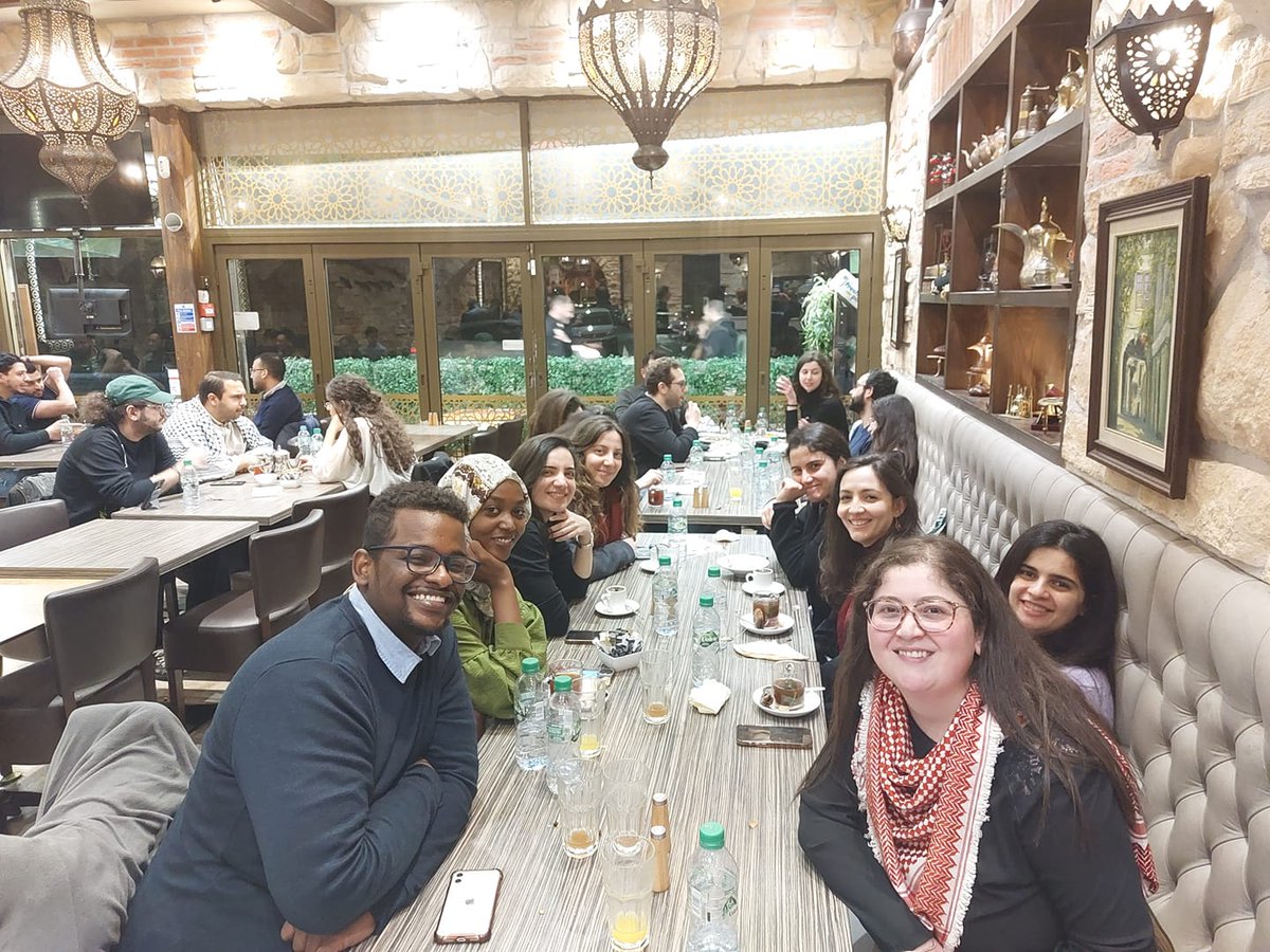 Eid Mubarak to all of our Cheveners who celebrate! 🌙 Throwback to Chevening Scholars in London sharing iftar together on the first day of Ramadan last year. We hope that everyone celebrating in our community has a wonderful Eid-al-Fitr 🎉chevening.org
