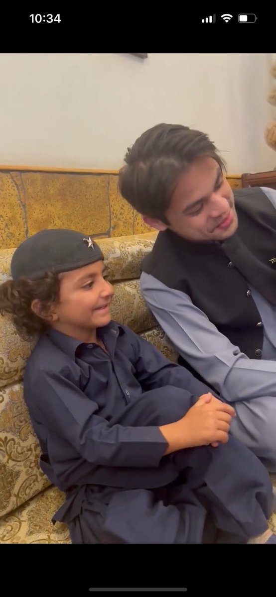 Wasim @WaseemBadami and our little star from Baluchistan had a nice video call chat today afternoon. Inshallah soon he will be seen on ARY screen. We here at ARY are always working for a positive image of our beloved Pakistan and will always support young and emerging talent in