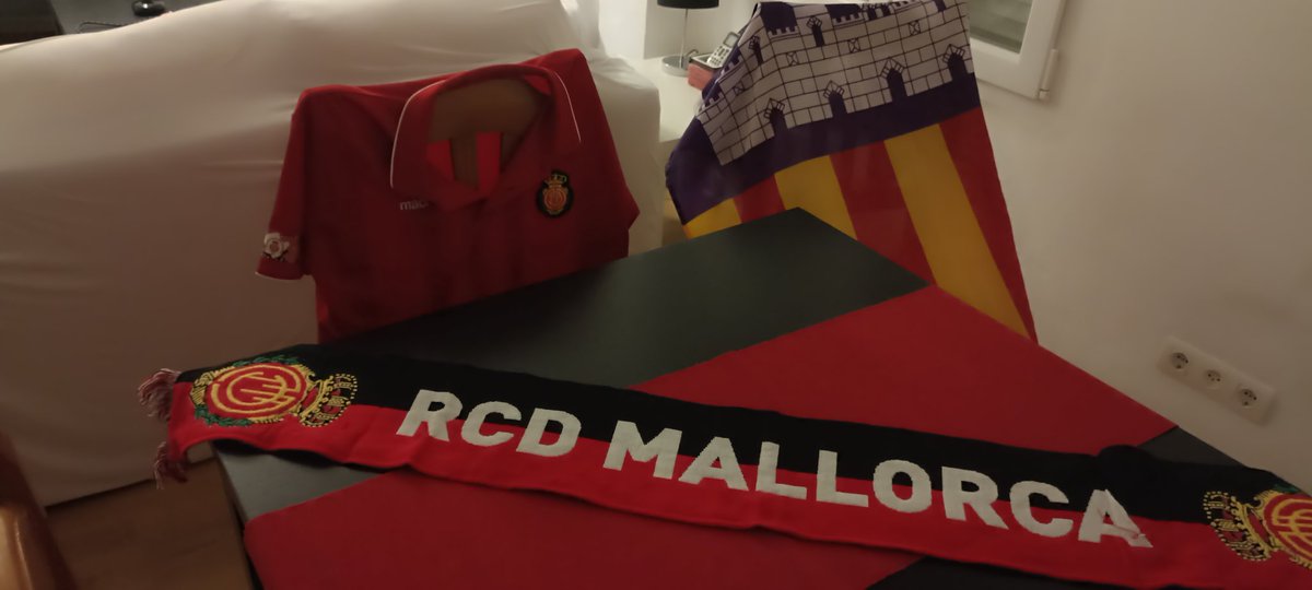 Ja ho férem a la Final de copa . Ara toca  a tots els llocs on jugui el <a href="/RCD_Mallorca/">RCD Mallorca</a>  sentirte orgullos del teus colors i la senyera 
#ForçaMallorca