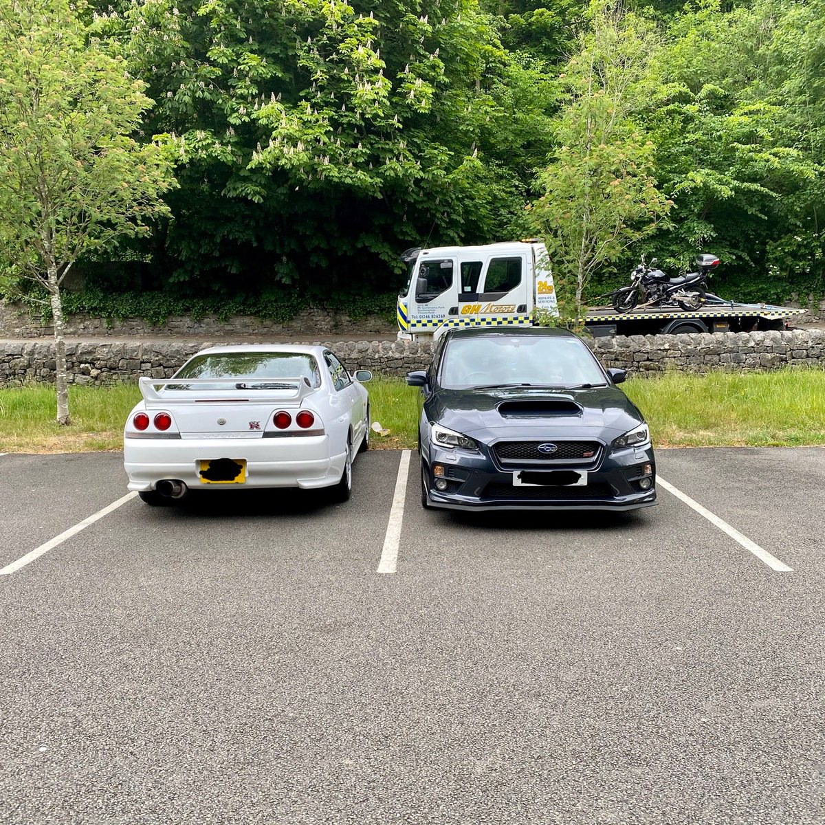 The old his and hers. Loved my GTR 😍