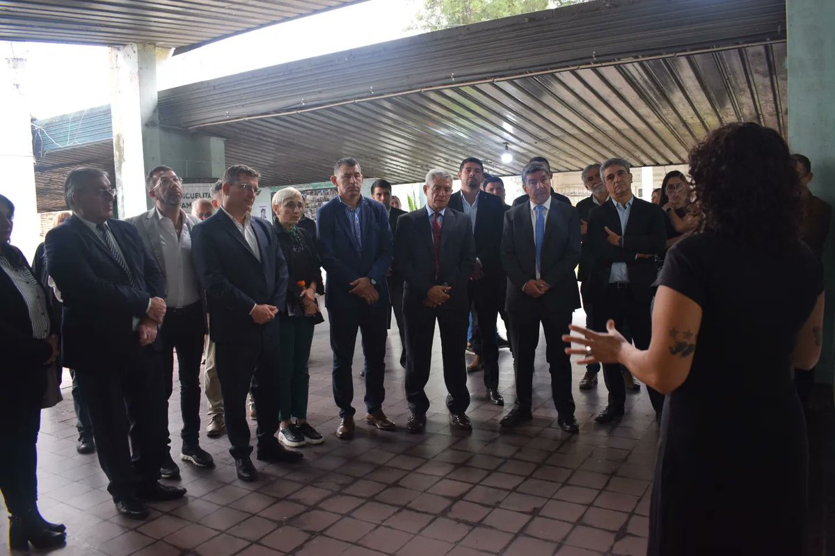 EscFamailla's tweet photo. El vicegobernador de Tucumán, Miguel Acevedo visitó hoy el Espacio para la Memoria, acompañado por la Comisión de Derechos Humanos de la Legislatura, que está presidida por Gabriel Yedlin, entre otros funcionarios nacionales, provinciales y municipales. https://t.co/WyfrQiXTkF