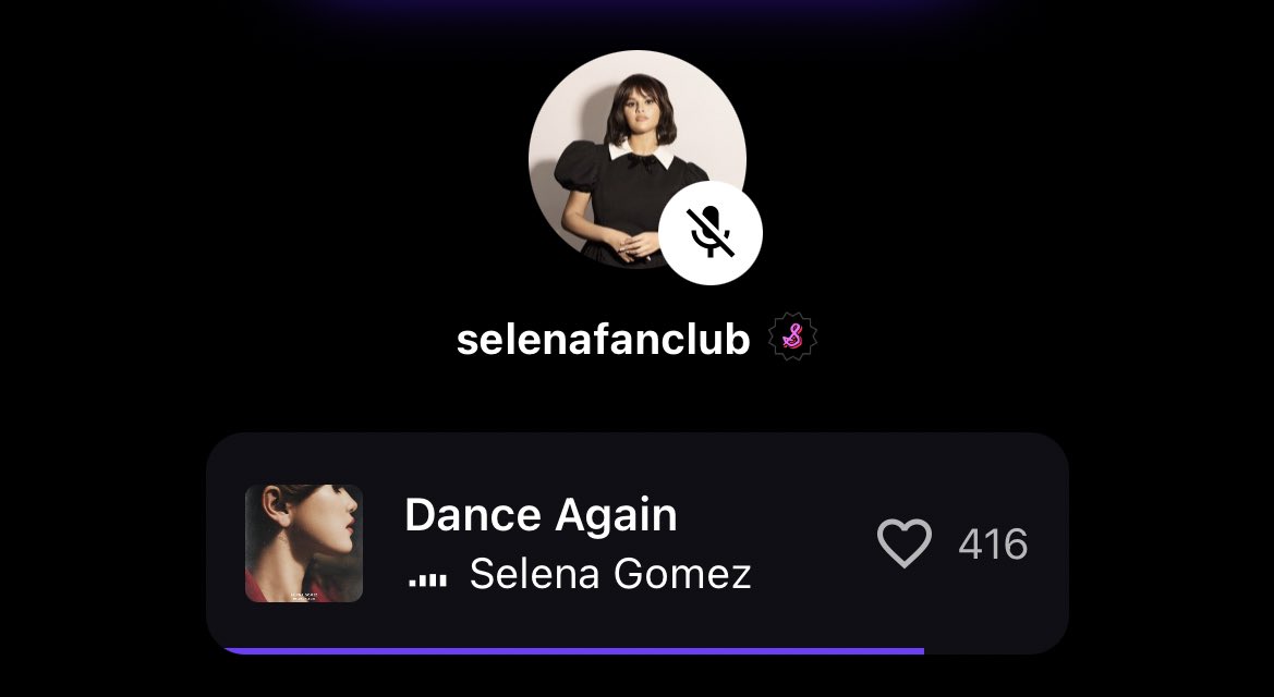 SelenaFanClub tweet picture