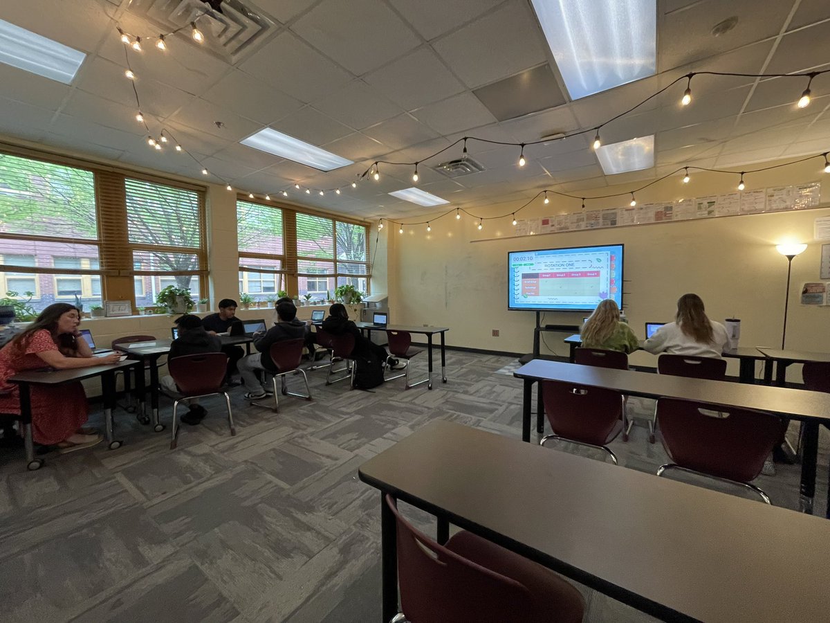 Alex Henson tweet media