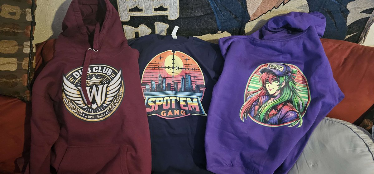 SpotemGang's tweet photo. 👕 Check out the latest in SPOTTER wear! 🔥

🚀 Elevate your style game today. Dive into our collection of tees &amp; hoodies, created by streamers, for streamers. Wear your #SPOTEMGANG drip this spring and show off the vibes! 🎮✨

See what's new at https://t.co/DqUNSAHgPi 👀 https://t.co/B0SOyxfxID