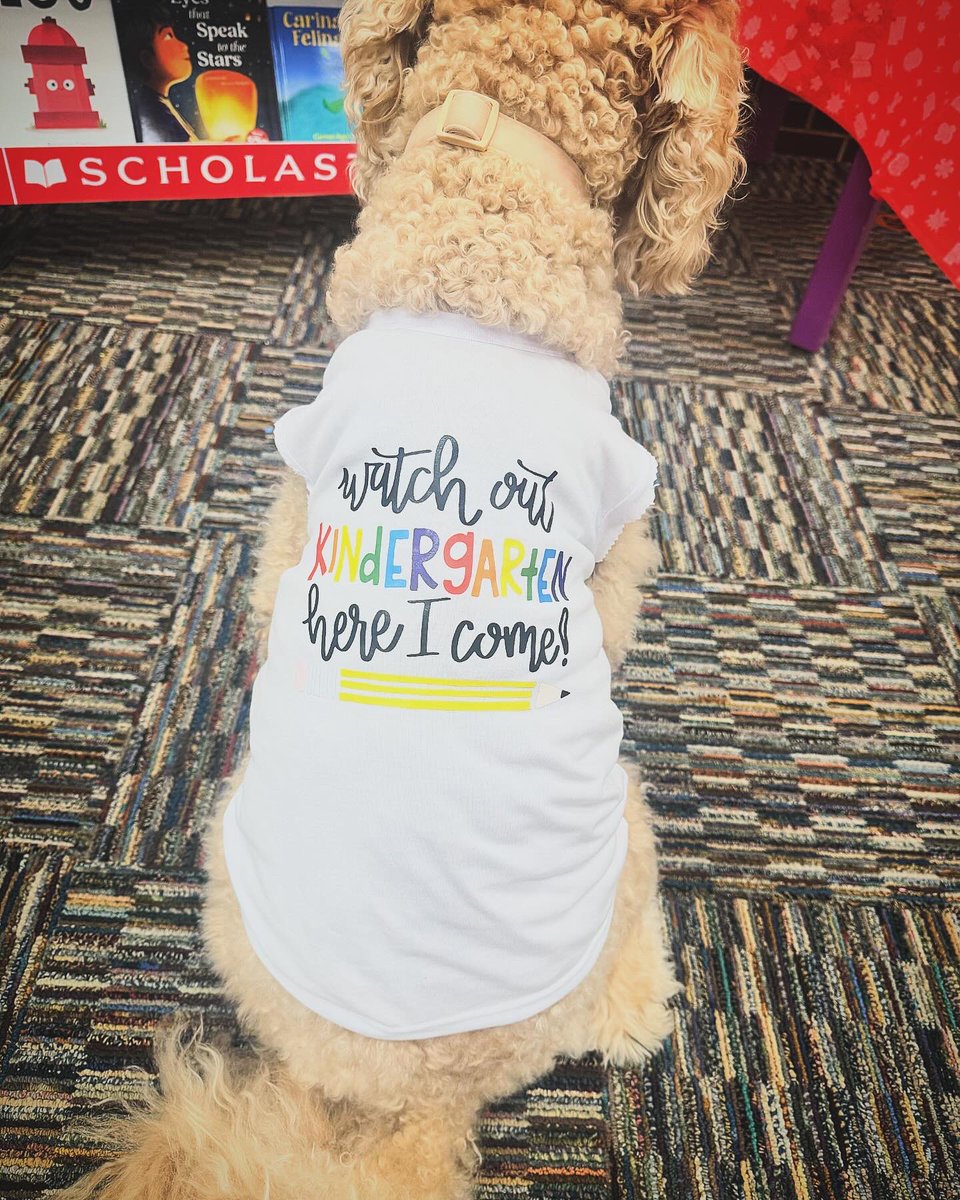 Stella is ready to welcome rising kindergarteners to SMG &amp; promote the book fair.