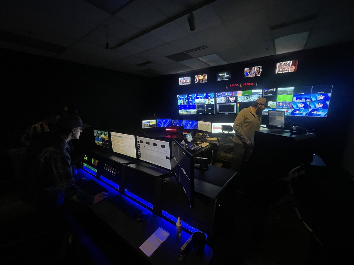 Can we make #controlroomtuesday a thing? Big props to our directors, audio techs, engineers and producers who keep us on the air and streaming. #tvnews