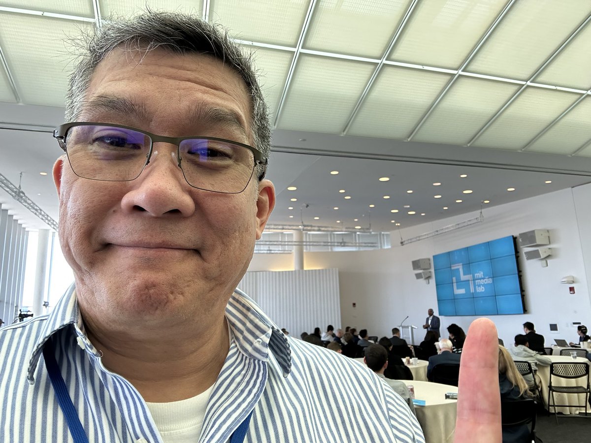 jfgrissom's tweet image. Meeting some amazing people at the #MIT #MediaLab.

Such an amazing #Privilege to be part of it.