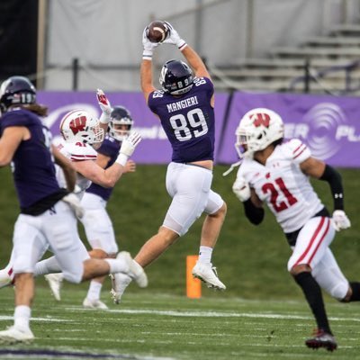 Grateful to receive an offer from Northwestern University! @Creightp @DavidBraunFB @EDGYTIM @AllenTrieu @GregSmithRivals @SWiltfong_ @adamgorney @LemmingReport