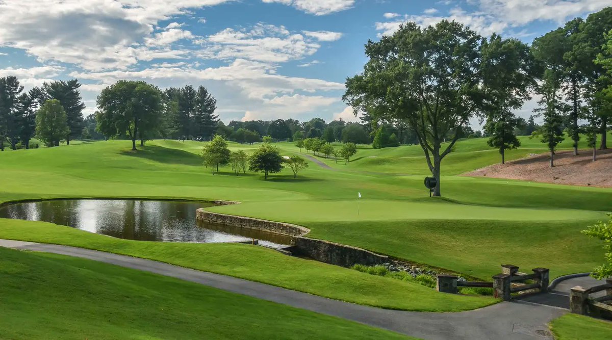 Calling all golf enthusiasts! Explore the top-rated golf courses in Maryland according to Top 100 Golf Courses.  ⛳️ #MarylandGolf #Top100GolfCourses #GolfCourses #GolfLife #Golfers #TeeTime #Golfing #GolfDestination #GolfTravel #GolfGoals #NorthAmericaGolf #USAGolf #ExploreMD