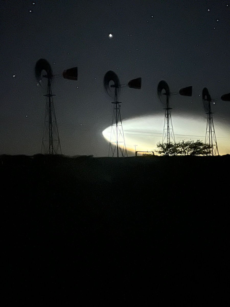 aermotormx's tweet photo. Eclipse Solar , Abril 2024
Sucursal Villa Hidalgo , Durango @SpaceX @elonmusk @Starlink https://t.co/9qYG5m0FKb