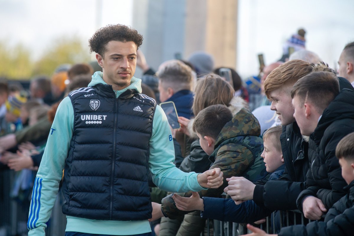 🔥 He's here. 

📸 @brucerollinson | #lufc