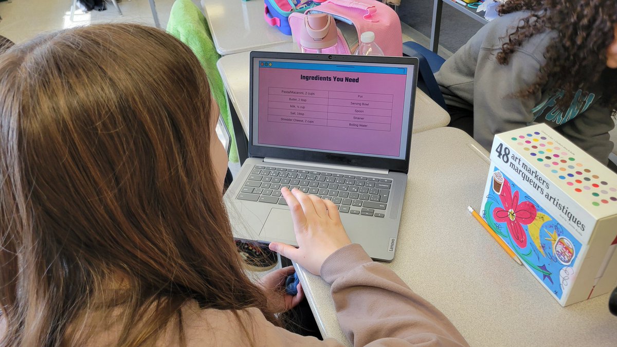 MrA_Jeffrey's tweet photo. Today, our class was full of "experts" for their "How to" projects! It was great to see all the unique skills/tasks (and clear instructions) that each student came up with to teach their peers. @ddwhdsb #blastingoff https://t.co/6O6KgZUFCZ