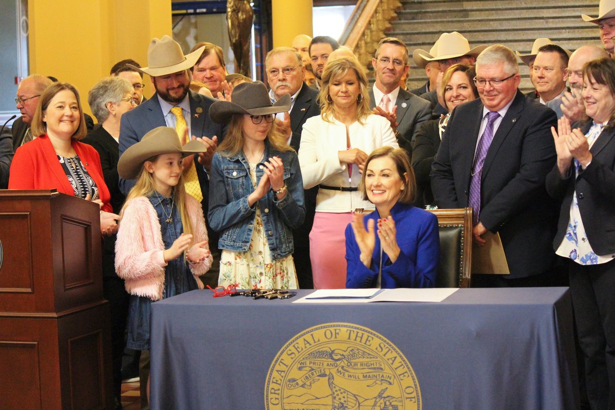 Iowa farmland belongs in American hands! Thanks to @IAGovernor for leading to protect Iowa farmland from foreign adversaries and giving my office the tools it needs to investigate violations.