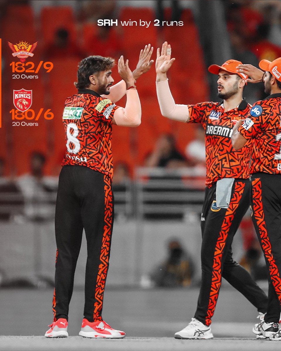 A nail-biting finish for our first away 𝗪 of the season 🤩🔥

#PlayWithFire #PBKSvSRH
